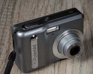 polaroid i533