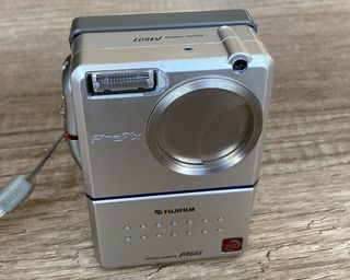 csm_FujiFinepixM603-