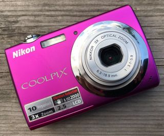 Nikon Coolpix S220 - Digitalkamera-Museum