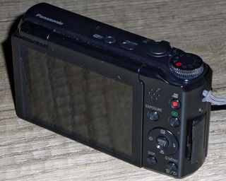 Panasonic Lumix DMC-TZ55 C. Zahn - Digitalkamera-Museum