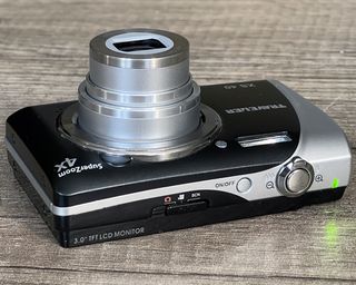 2x Akku Für Aldi Traveler Slimline Super Slim XS400 / XS-400 Kamera – 700mAh, 3,7V Li-Ion (Ersatz Für NP-45, EN-EL10 Etc.)